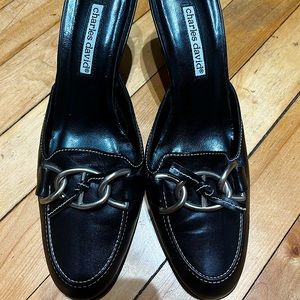 Charles David Black Buckle Kitten Heels Sz 8B